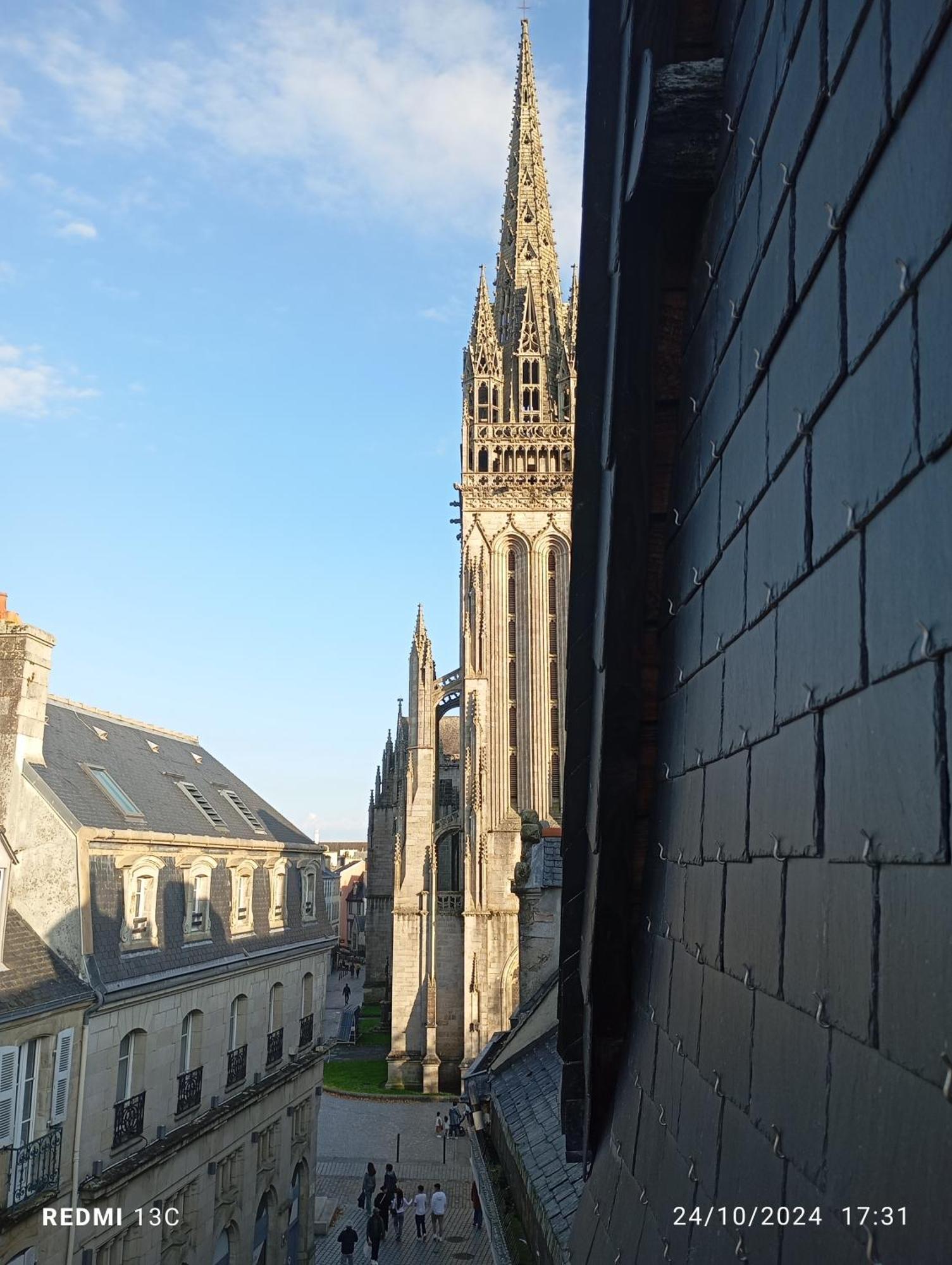 Escapade Romantique Sous Les Toits De Kereon - Centre Historique, Rue Pietonne Quimper Luaran gambar